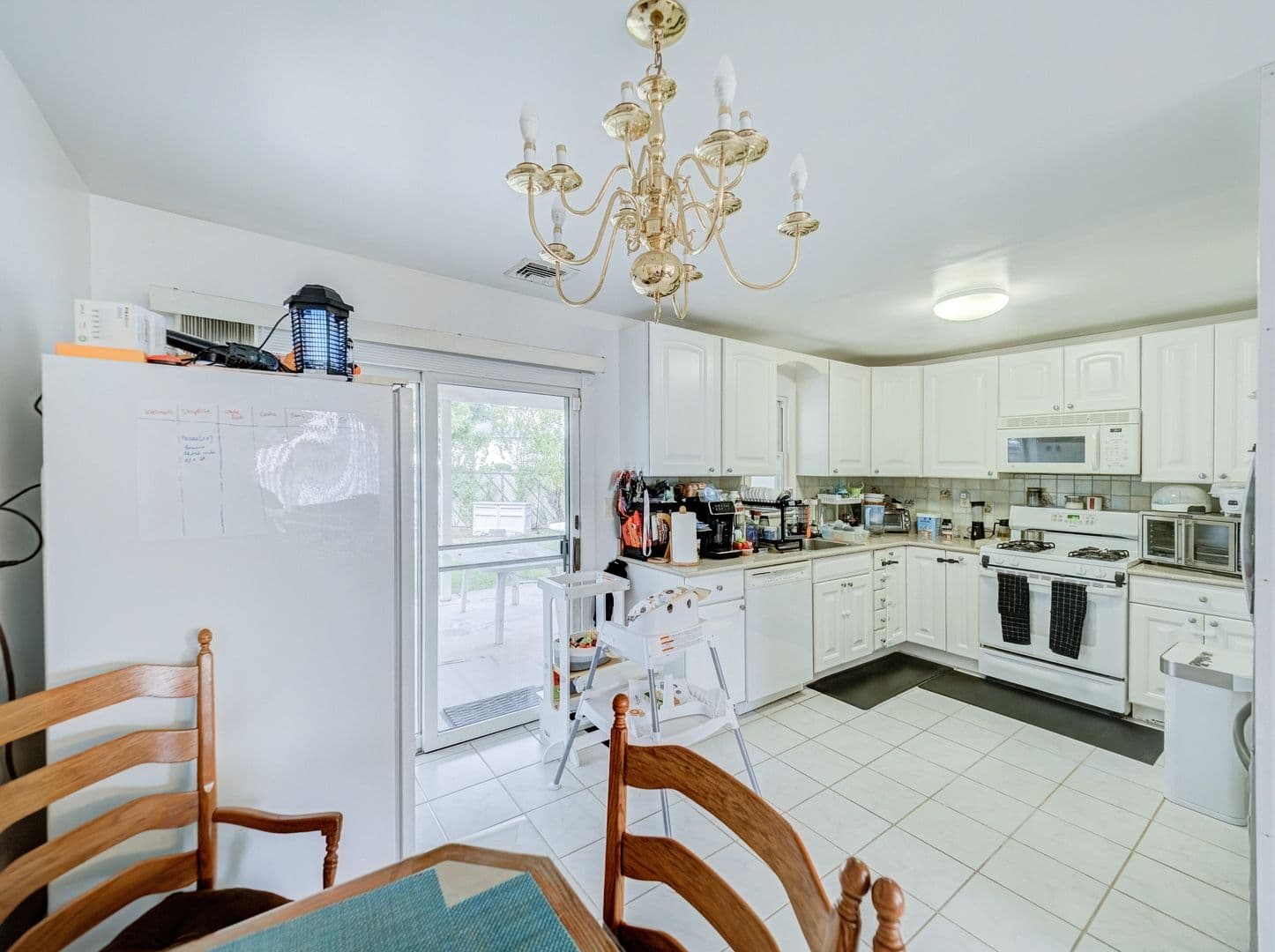 Carteret House: 74 Markowitz St