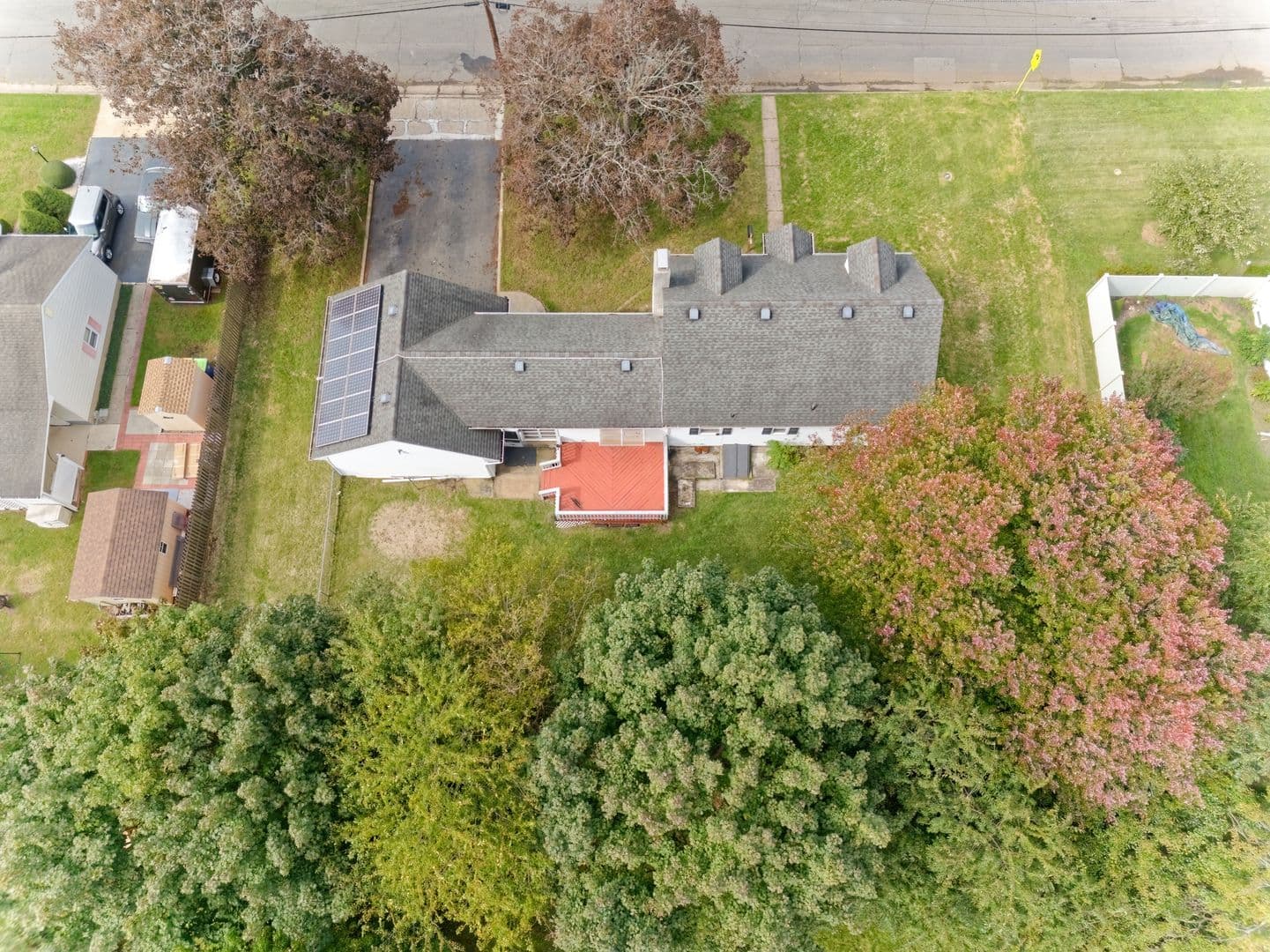 Manville House: 719 Newark Ave