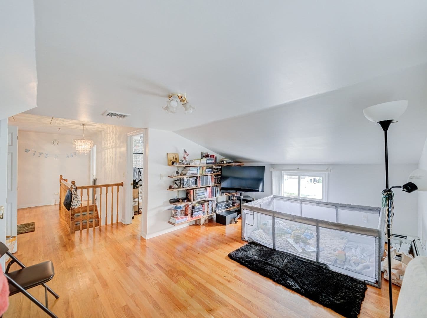 Carteret House: 74 Markowitz St