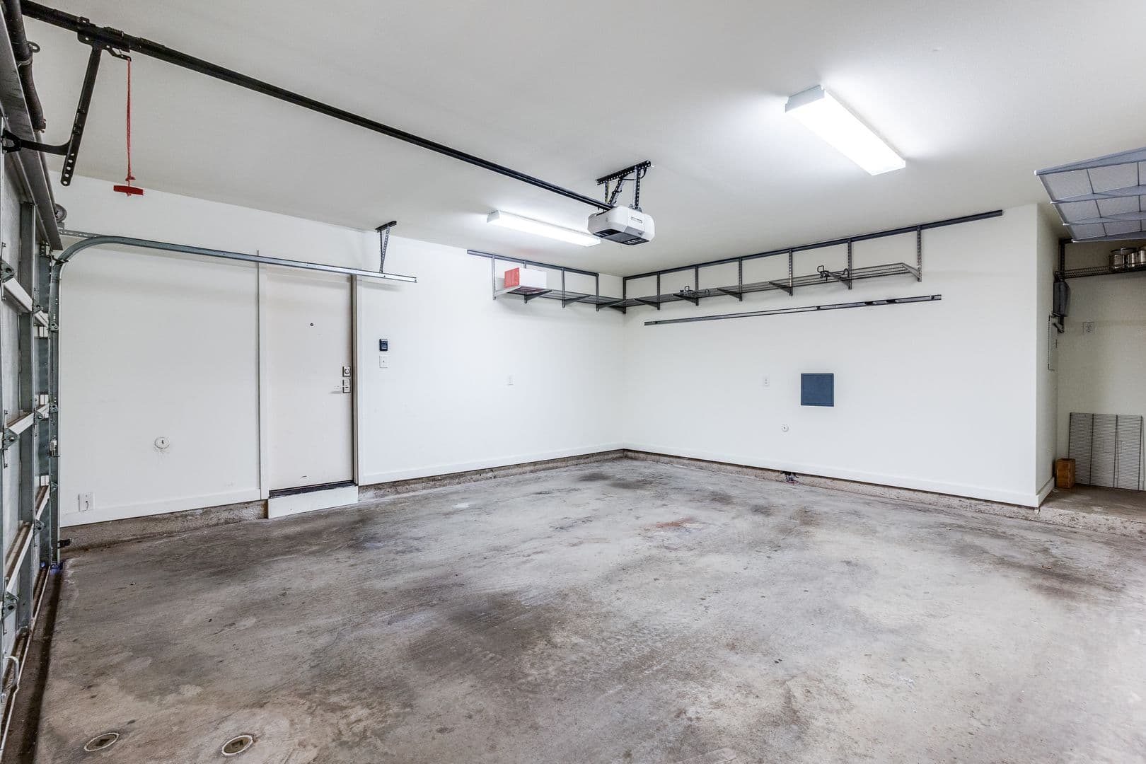 Dallas Apartment: 4905 Kilroy Drive