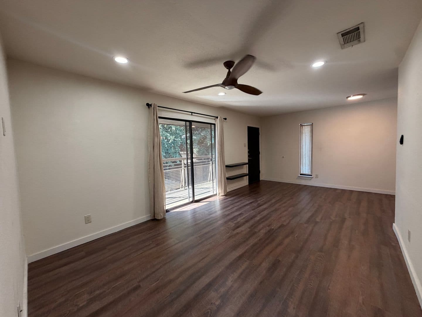 Dallas Apartment: 4121 Avondale Avenue