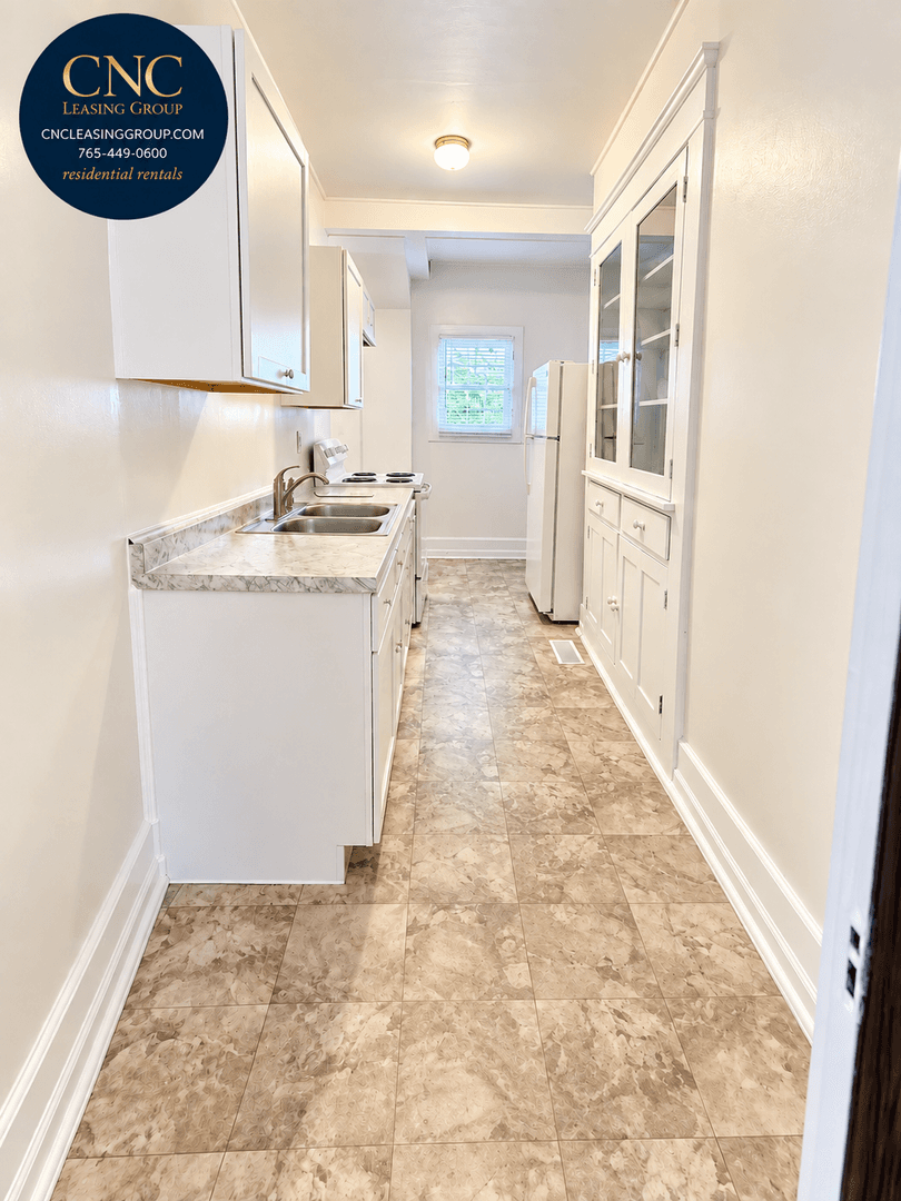 Lafayette Apartment: 1018 Brown Street