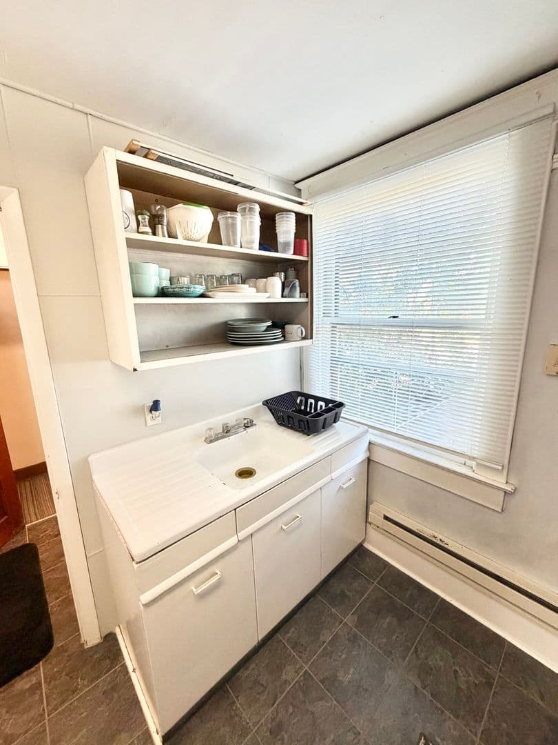 Lafayette Apartment: 308 N 11th Street