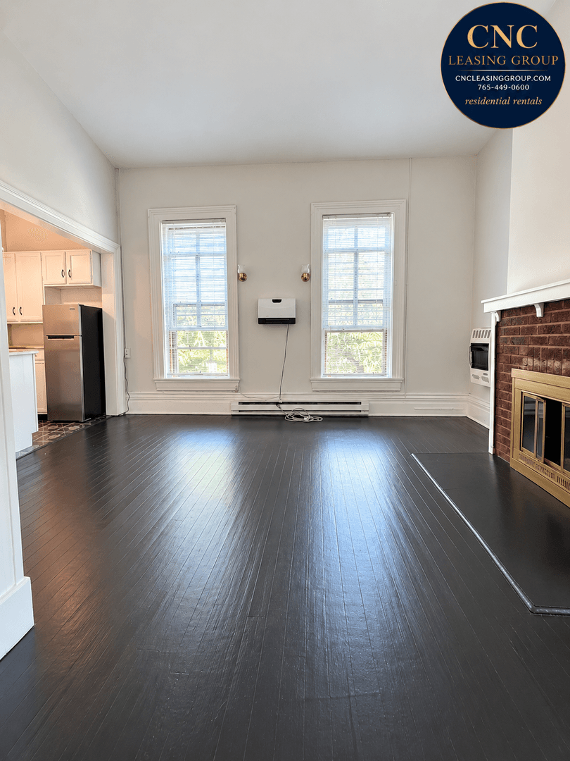 Lafayette Apartment: 1214 Columbia Street