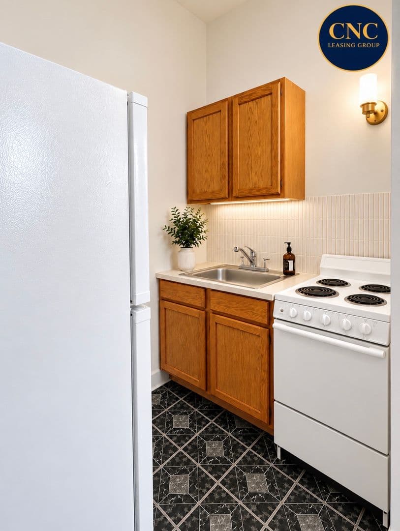 Lafayette Apartment: 911 N 9th Street