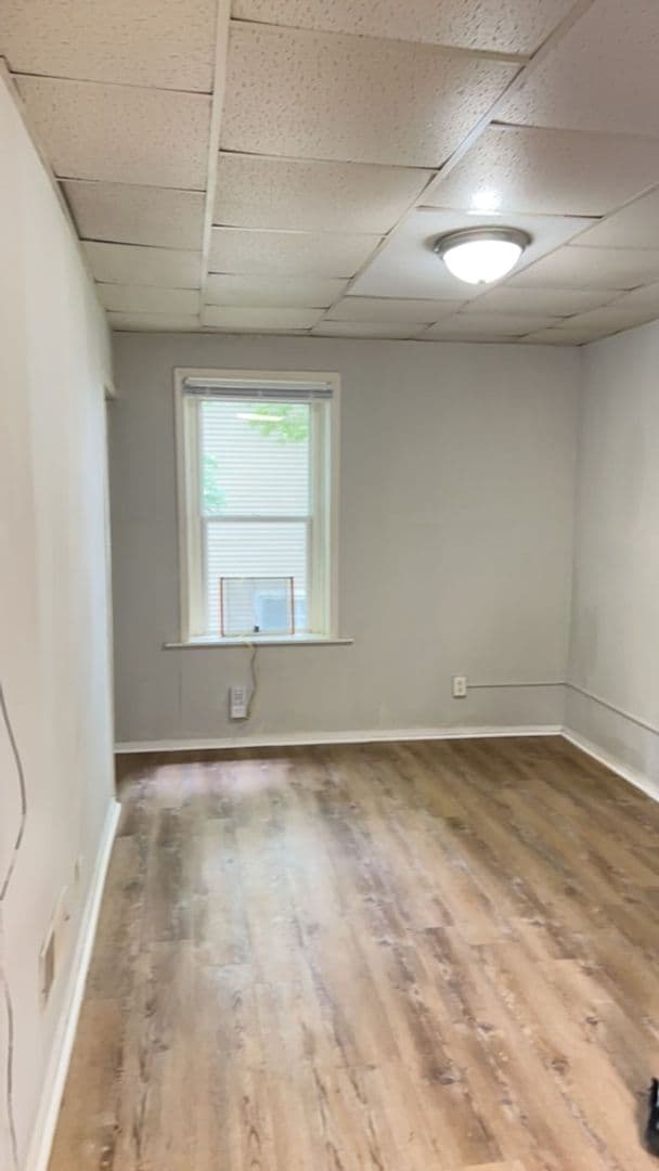 Lafayette Apartment: 1222 Columbia Street