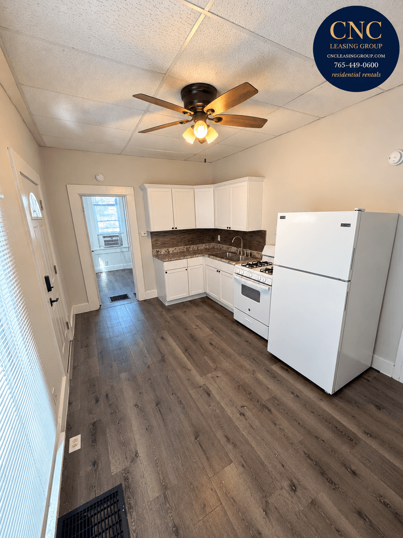 Lafayette Apartment: 212 Tinkler Street