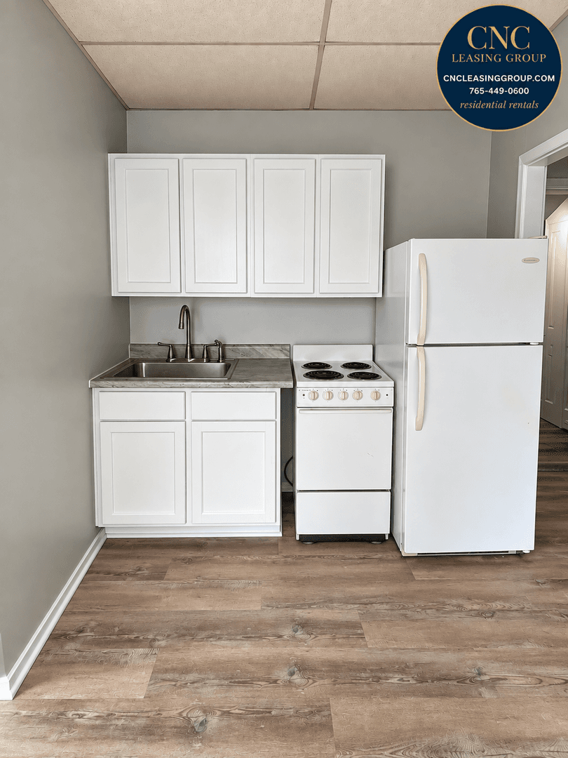 Lafayette Apartment: 1222 Columbia Street