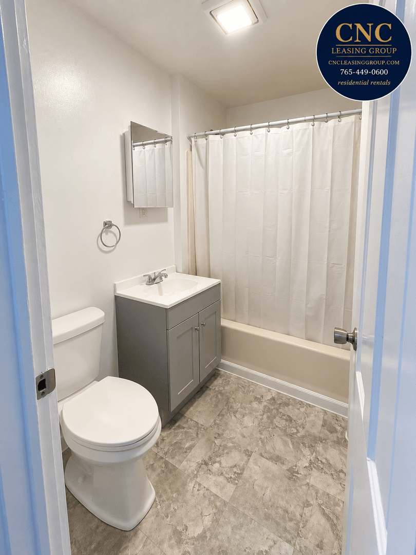Lafayette Apartment: 635-639 Oregon Street