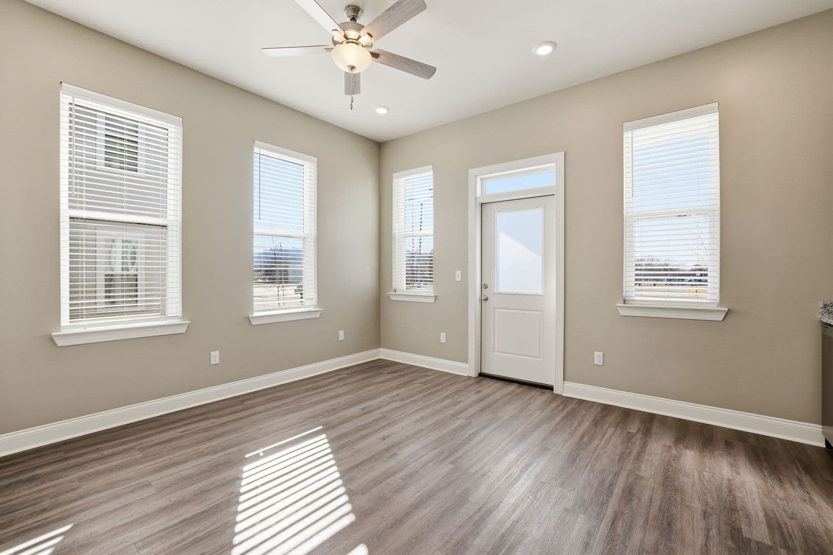Chattanooga Apartment: 2003 Bailey Ave