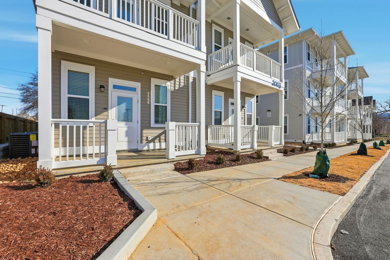 Chattanooga Apartment: 2003 Bailey Ave