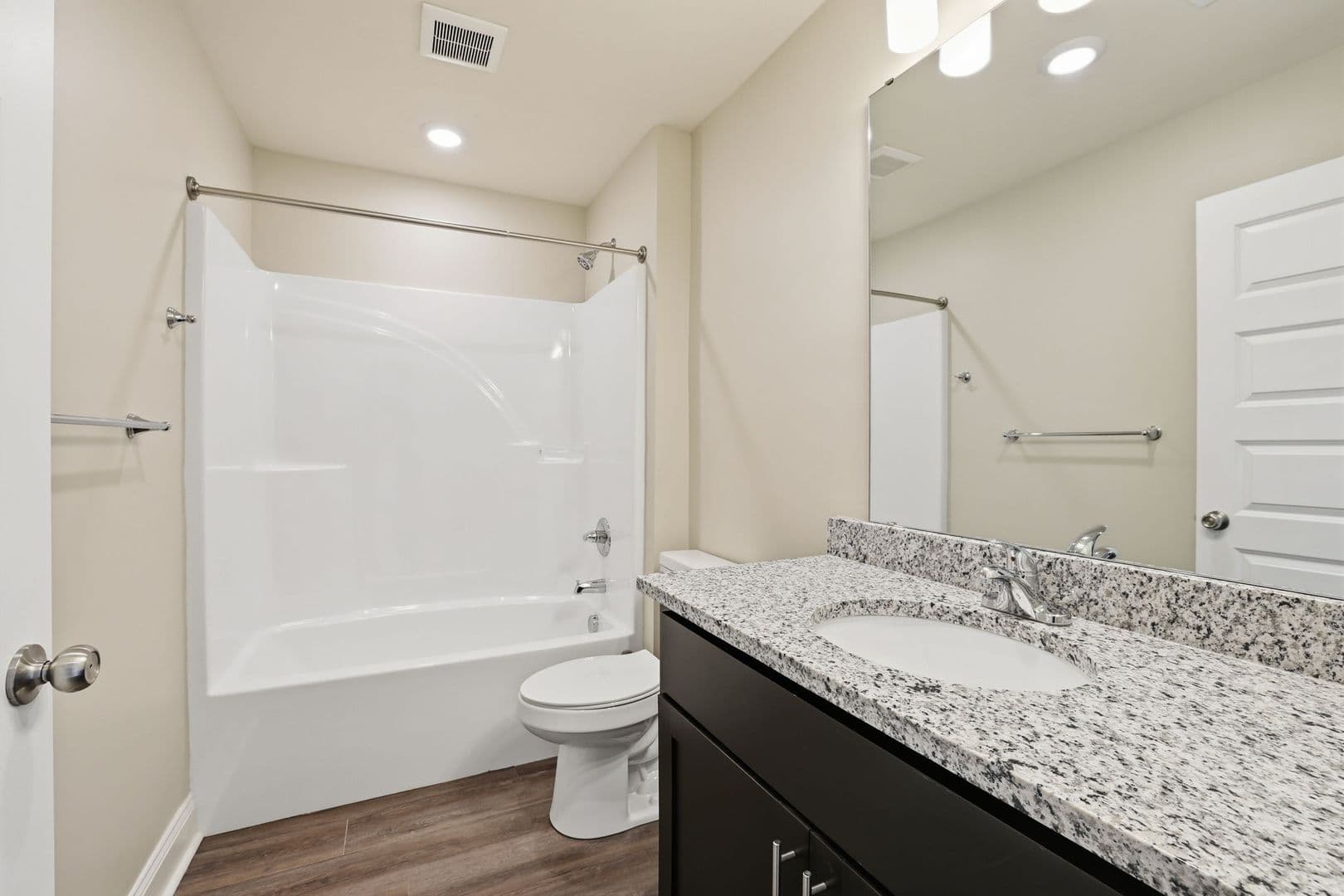 Chattanooga Apartment: 2003 Bailey Ave
