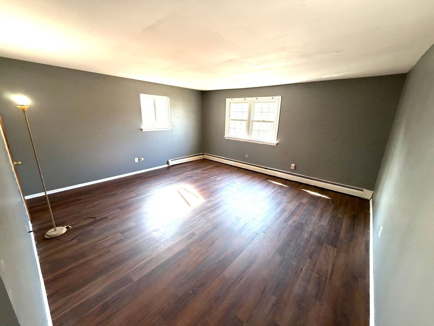 Horsham Apartment: 330 Olive Ave