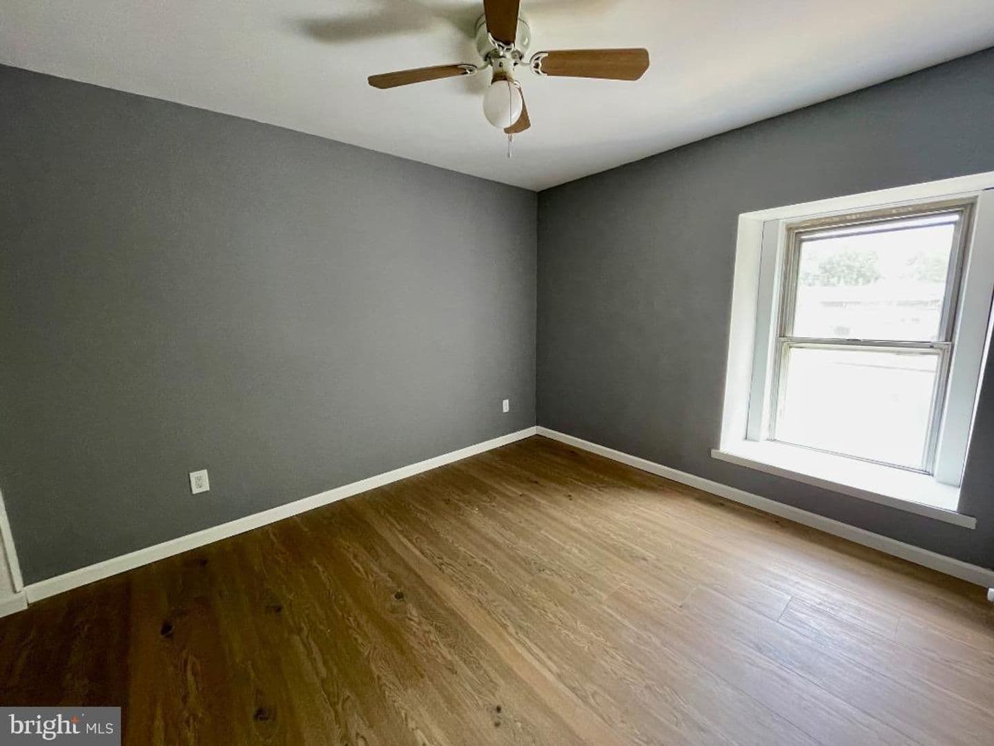 Croydon Apartment: 904-906 Main Ave