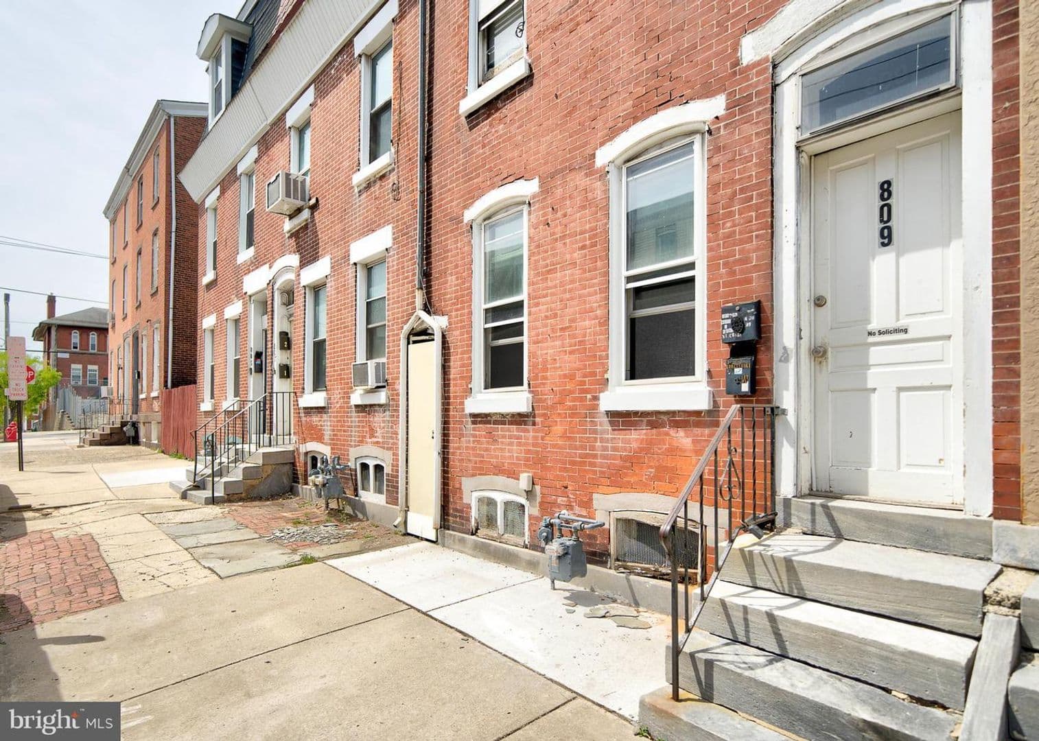 Norristown Apartment: 809 Green St