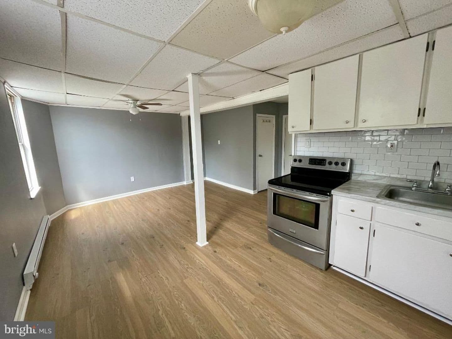 Croydon Apartment: 904-906 Main Ave