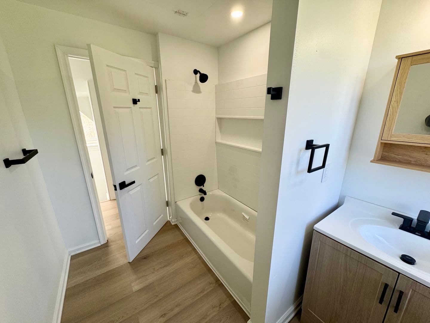 Feasterville Trevose Apartment: 216 E Bristol Rd