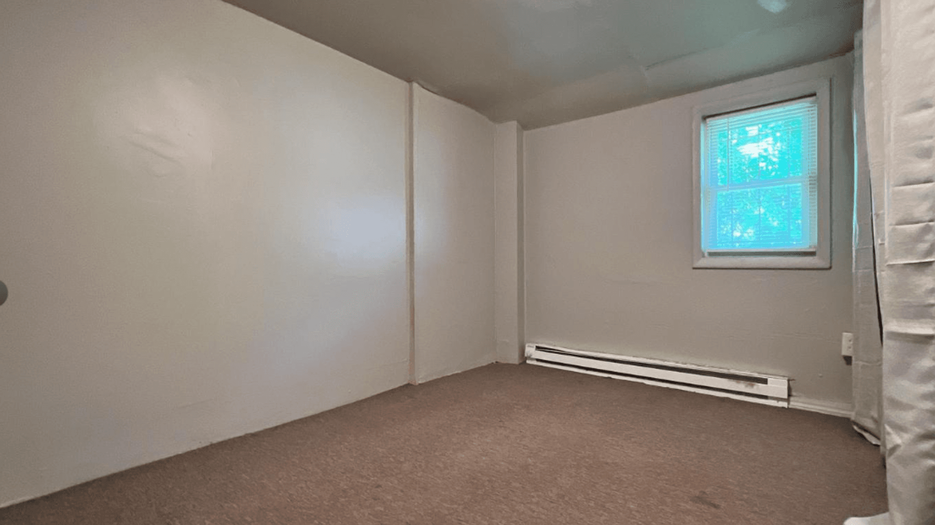 Norristown Apartment: 408 W Airy St