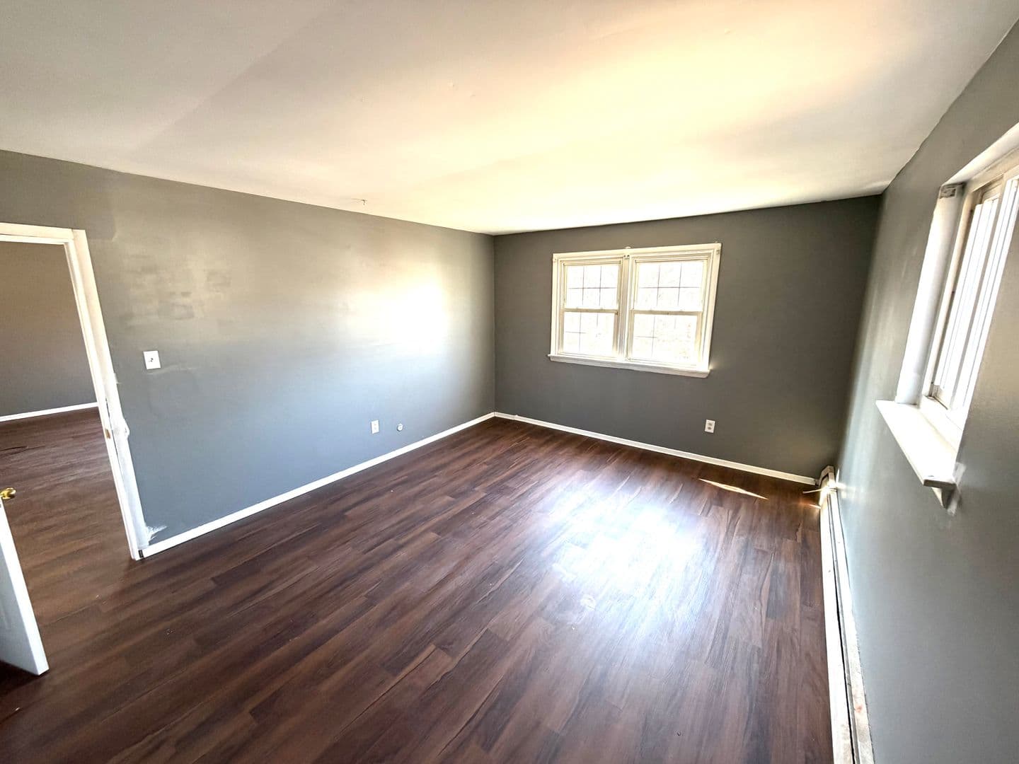 Horsham Apartment: 330 Olive Ave