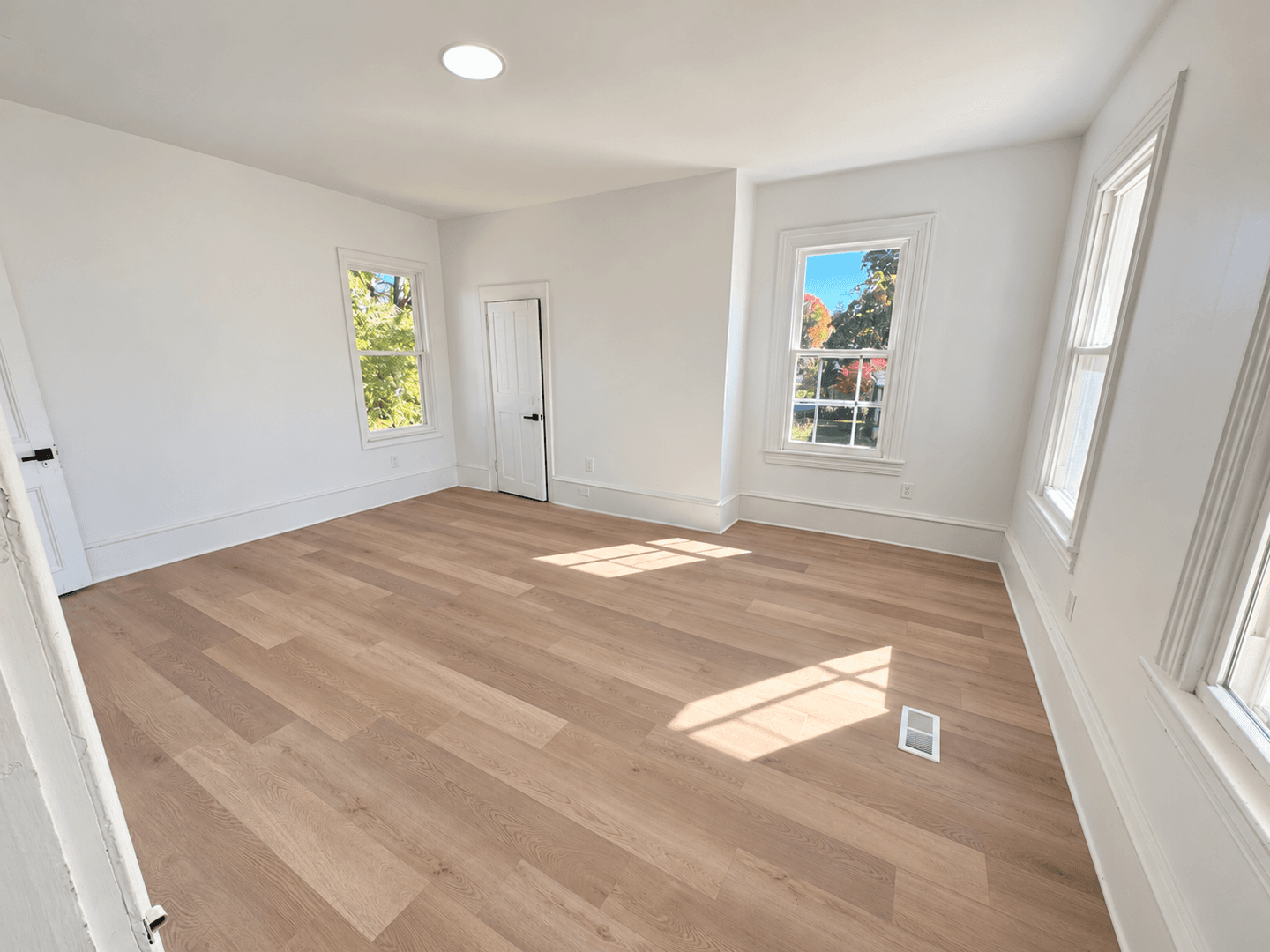 Feasterville Trevose Apartment: 216 E Bristol Rd