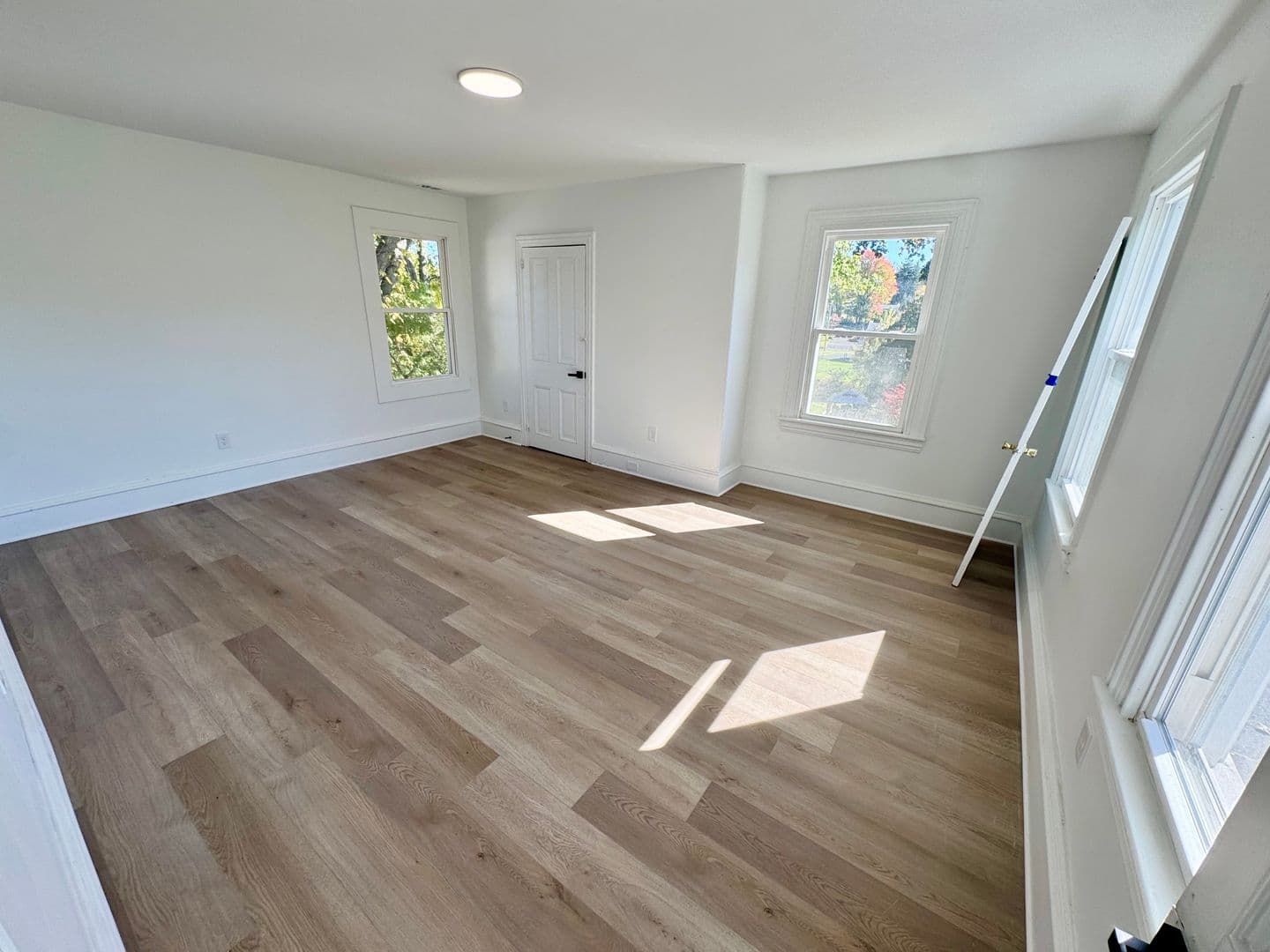 Feasterville Trevose Apartment: 216 E Bristol Rd