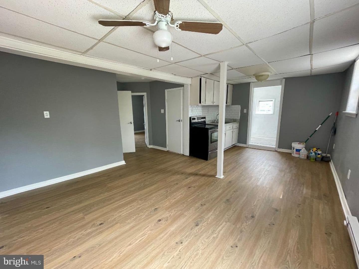 Croydon Apartment: 904-906 Main Ave