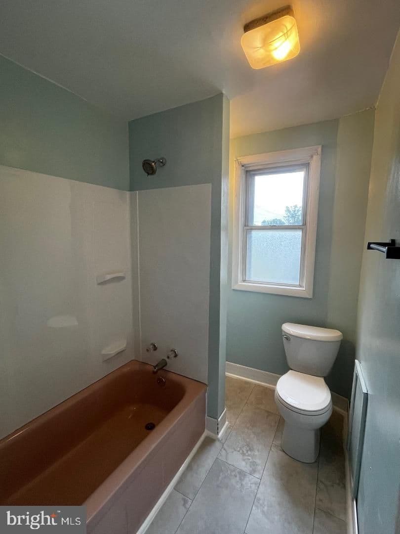 Croydon Apartment: 904-906 Main Ave