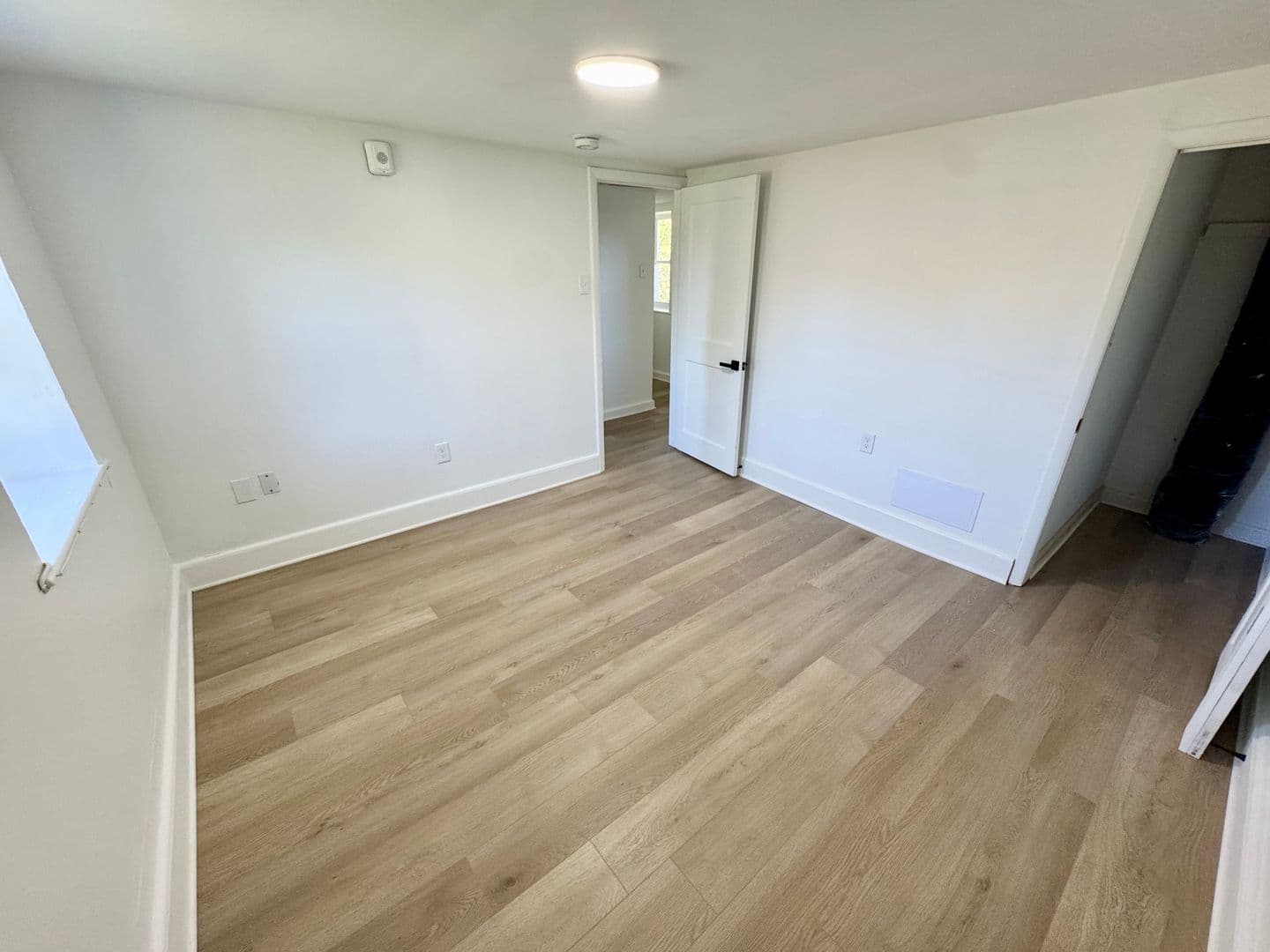 Feasterville Trevose Apartment: 216 E Bristol Rd