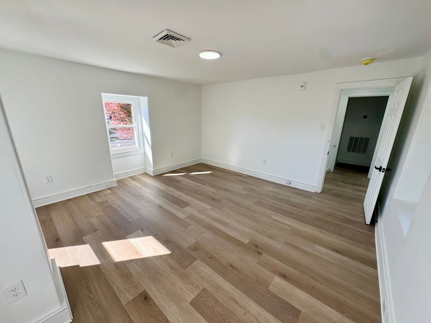 Feasterville Trevose Apartment: 216 E Bristol Rd