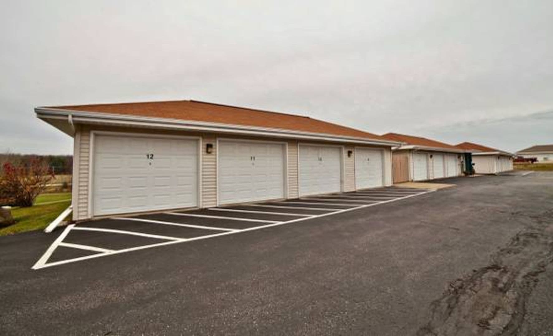 Mayville Apartment: 301 S. Mountin Drive