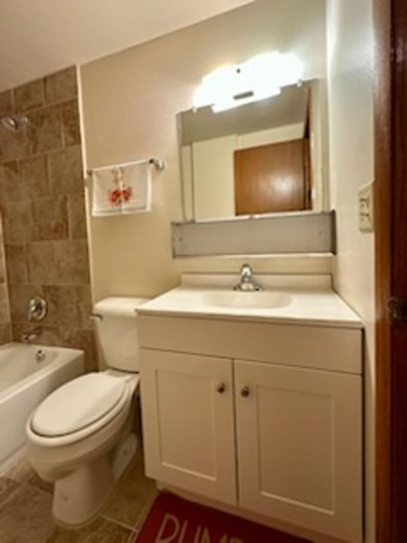 Mount Pleasant Apartment: 5000 Graceland Blvd.
