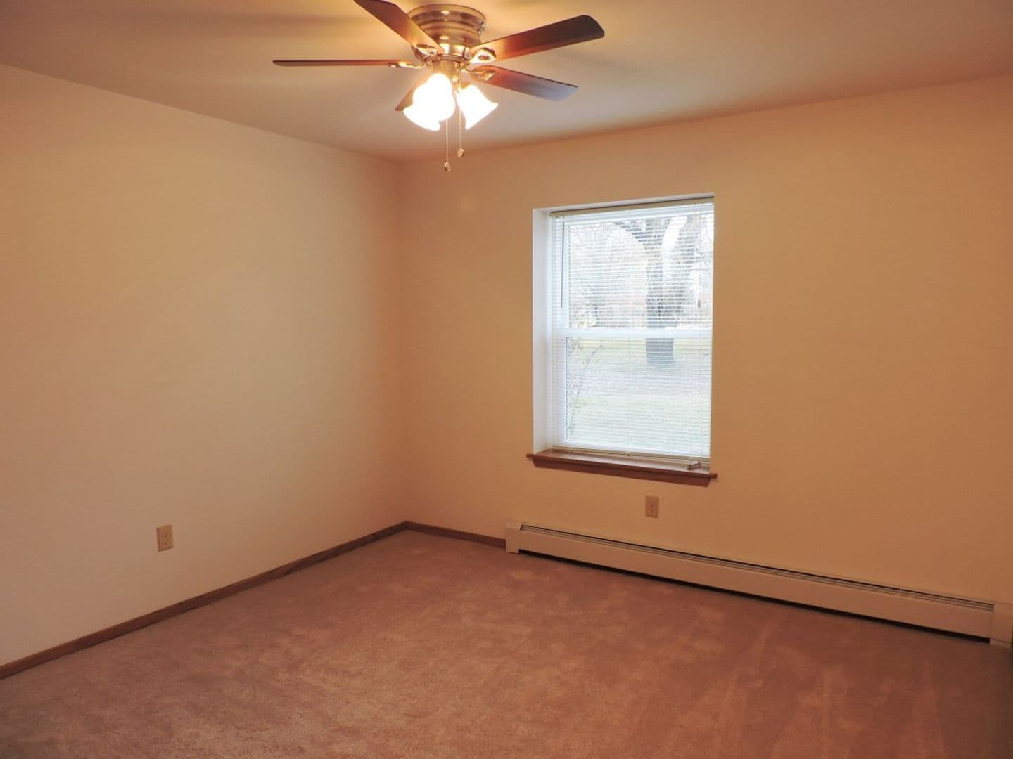 Greenfield Apartment: 6510 W. English Meadows Dr.
