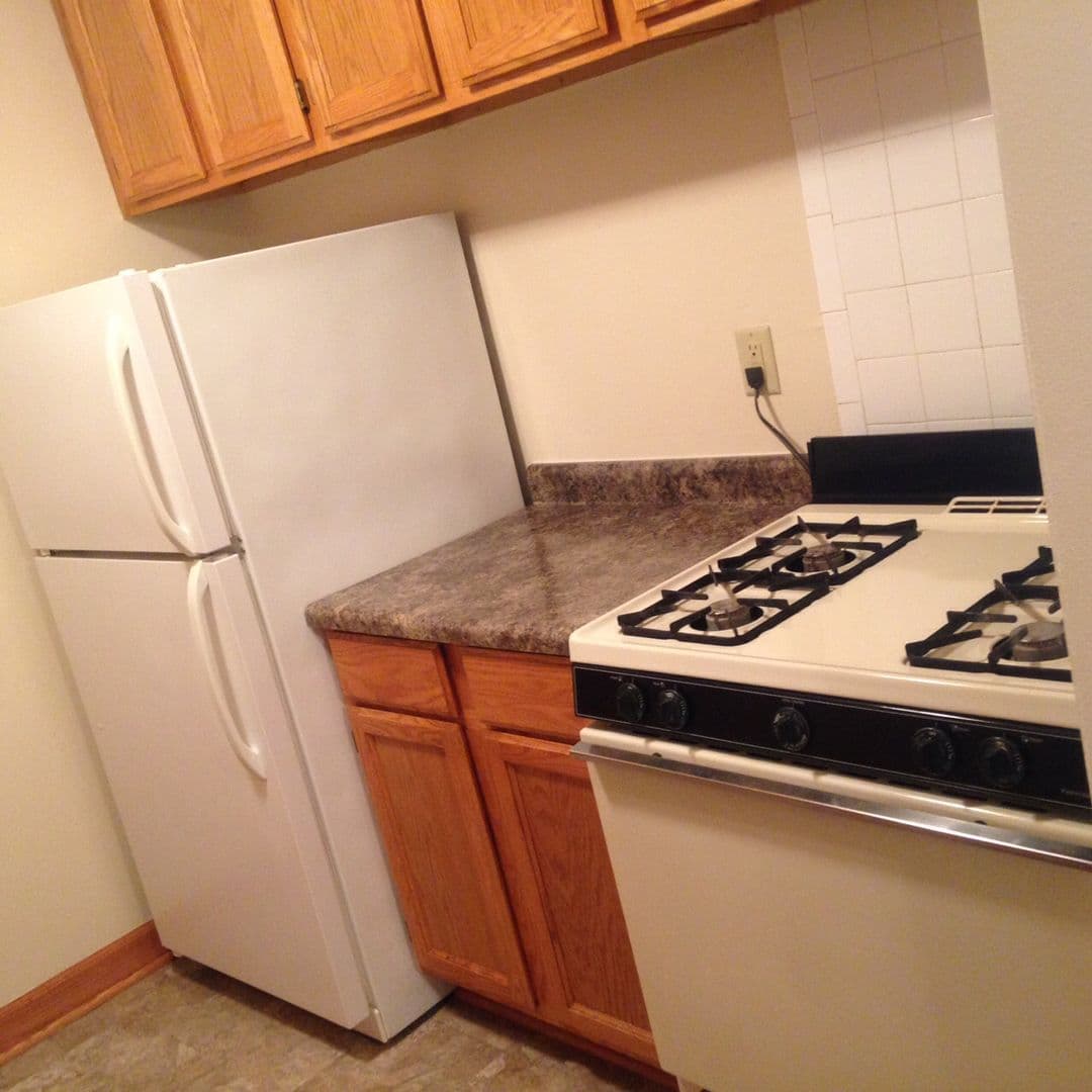 Oak Creek Apartment: 7926 S. Wildwood Drive #1
