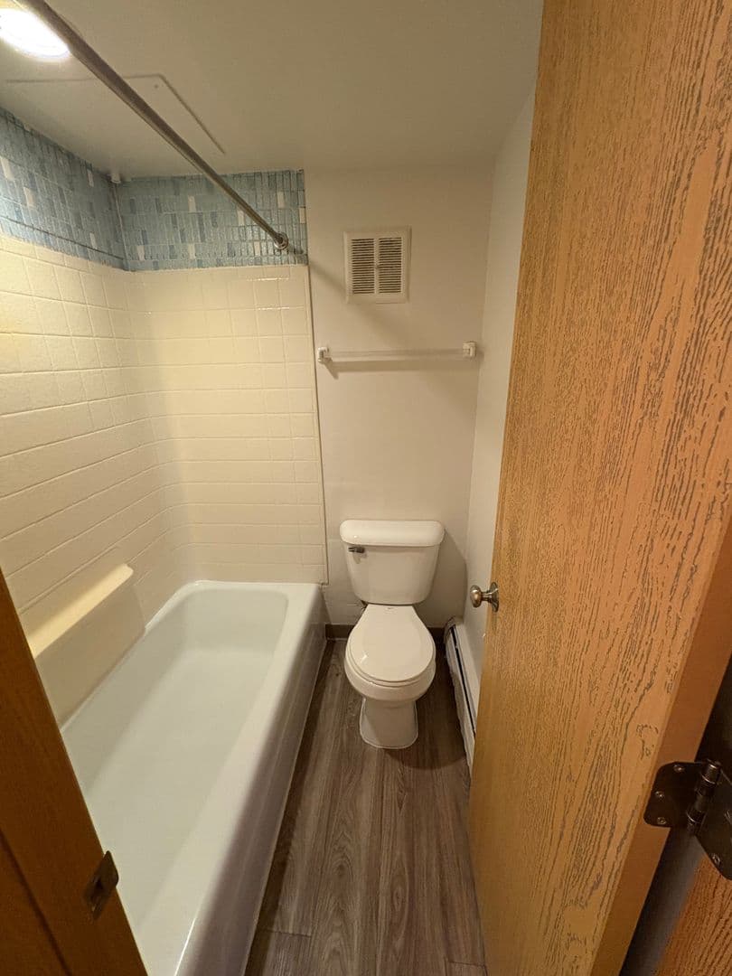 Milwaukee Apartment: 3963 S 76th St Unit 3