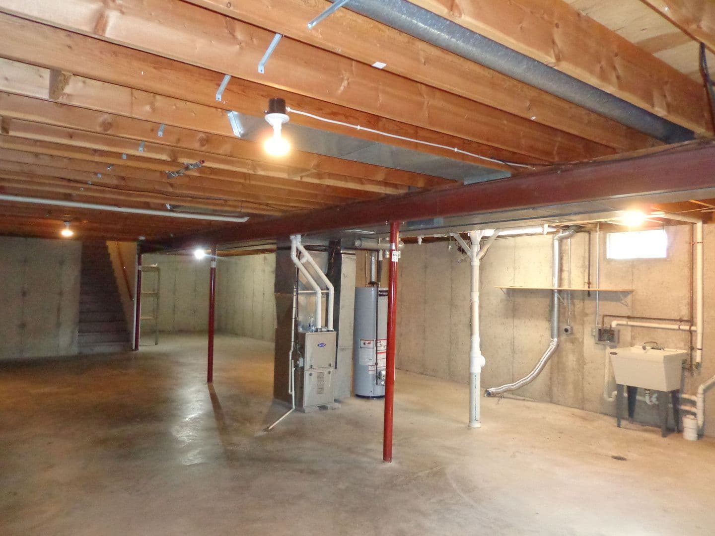 Tomah Apartment: 834 Evergreen Pass