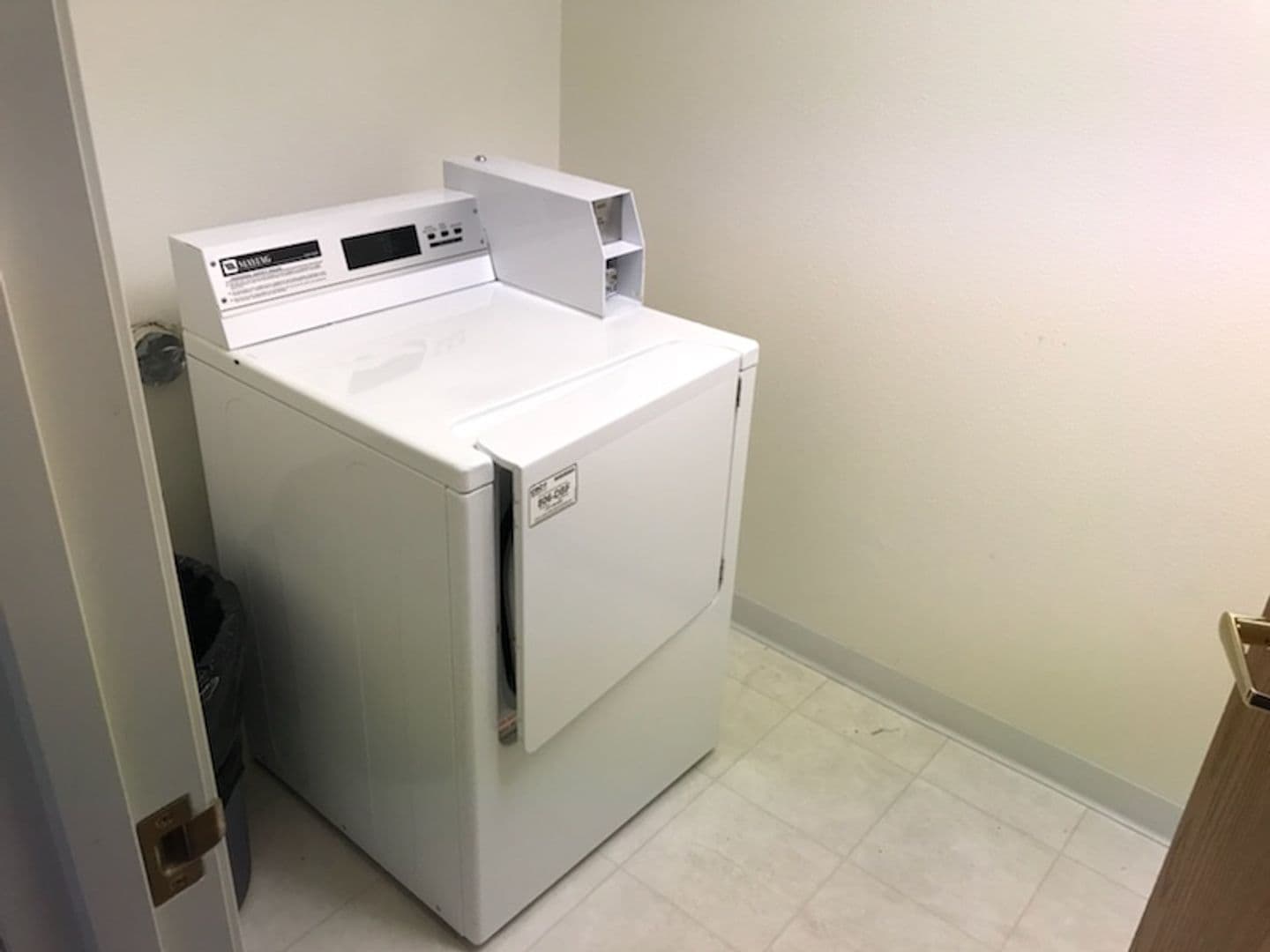 Mayville Apartment: 301 S. Mountin Drive