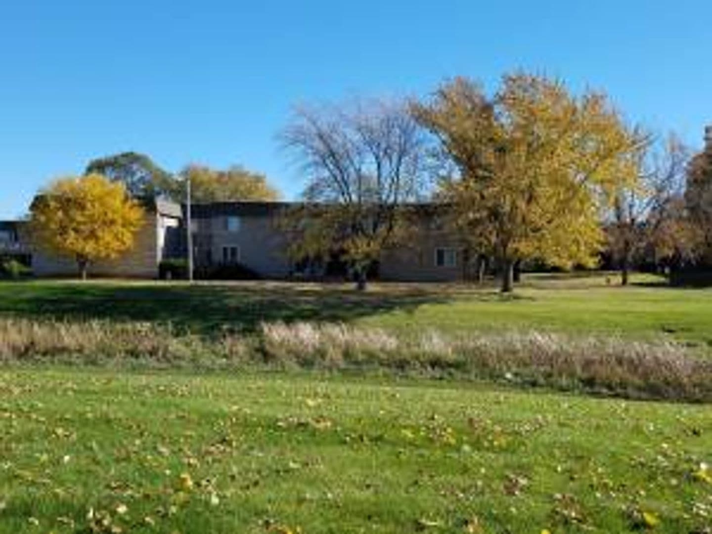 Oak Creek Apartment: 7926 S. Wildwood Drive #1