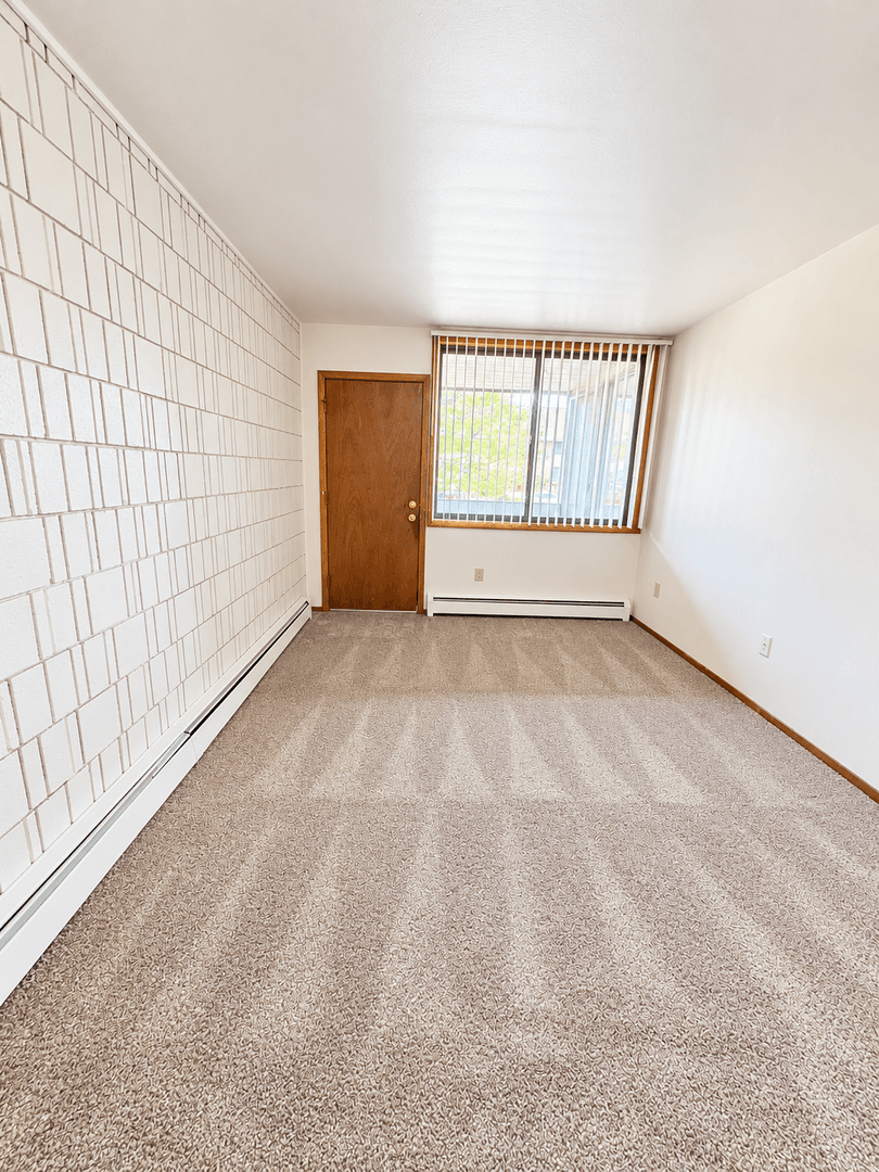 Milwaukee Apartment: 3963 S 76th St Unit 3
