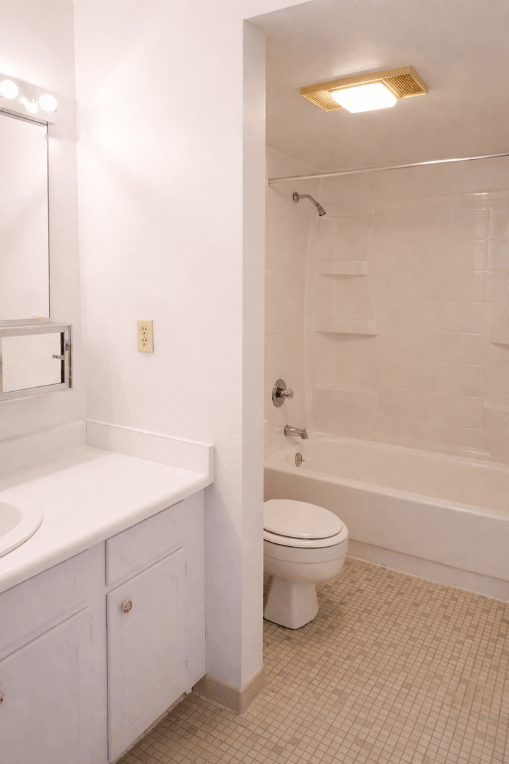 Greenfield Apartment: 6510 W. English Meadows Dr.