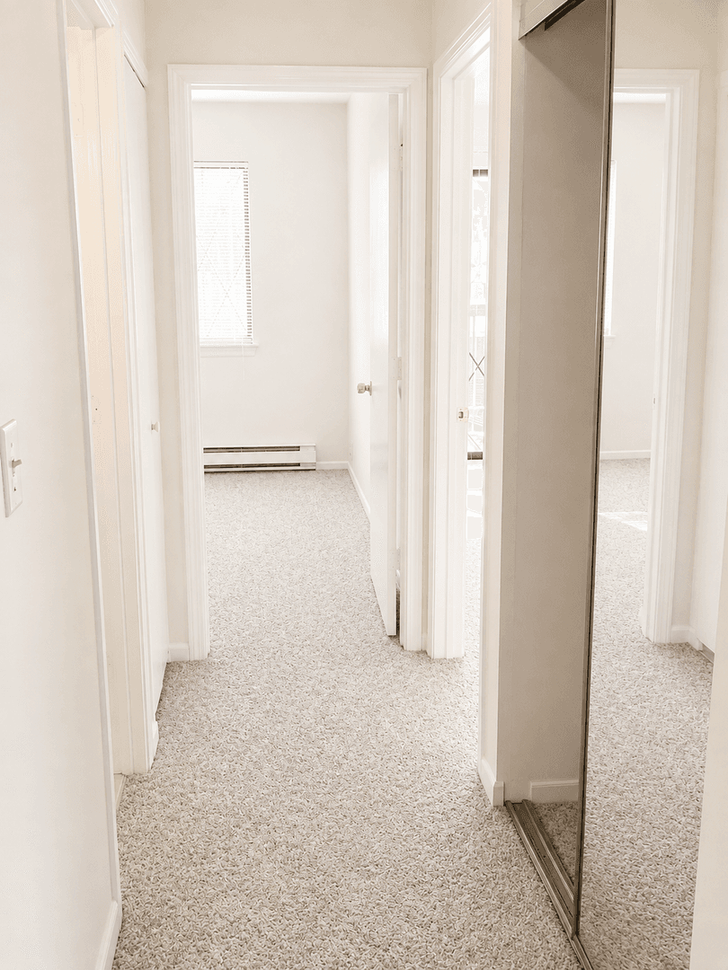 South Milwaukee Apartment: 3344 Marina Rd.