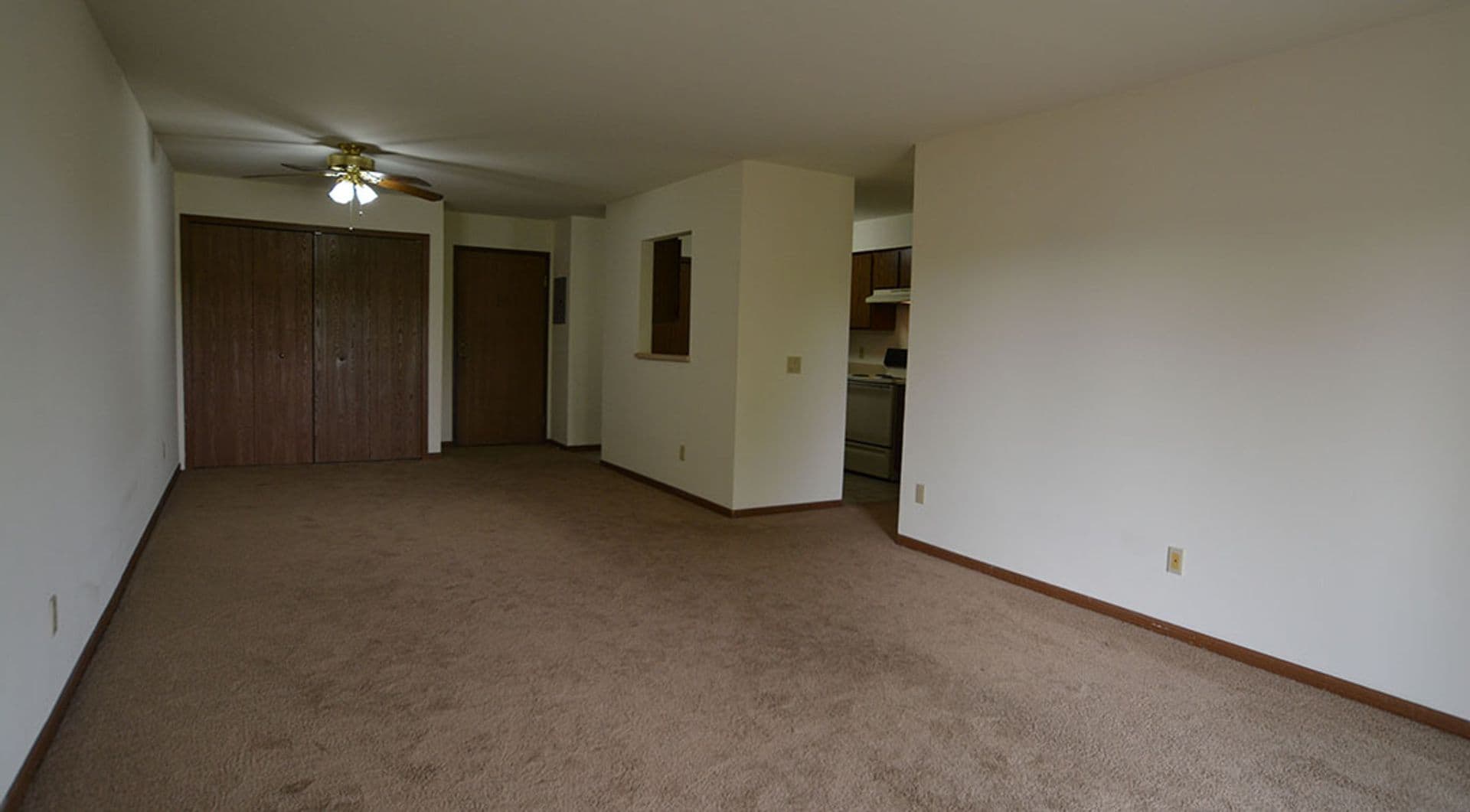 Madison Apartment: 1 Northridge Terrace