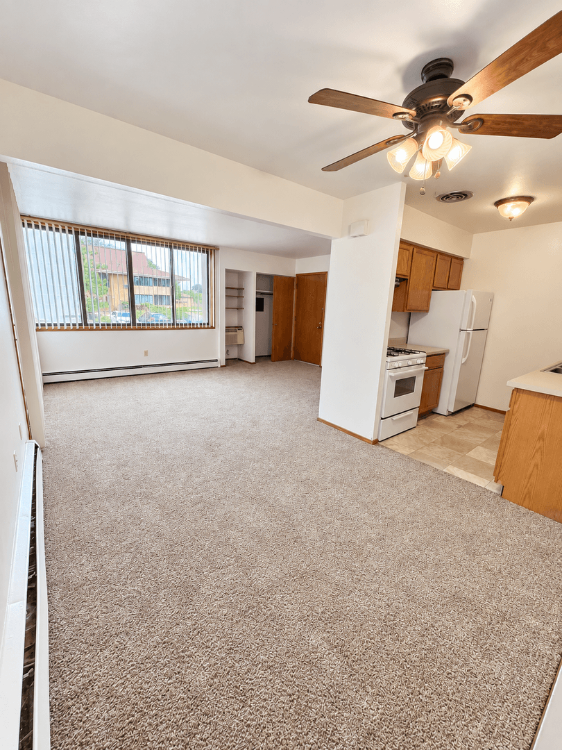 Milwaukee Apartment: 3963 S 76th St Unit 3