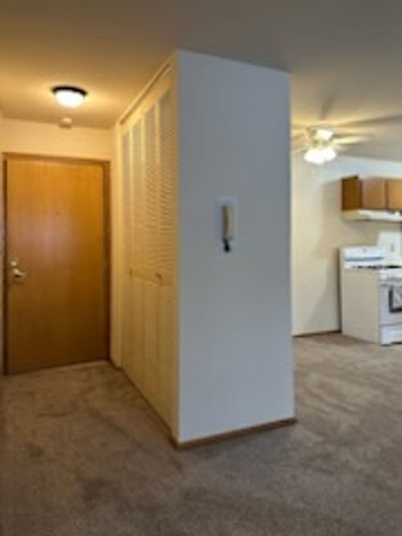 Mount Pleasant Apartment: 5000 Graceland Blvd.