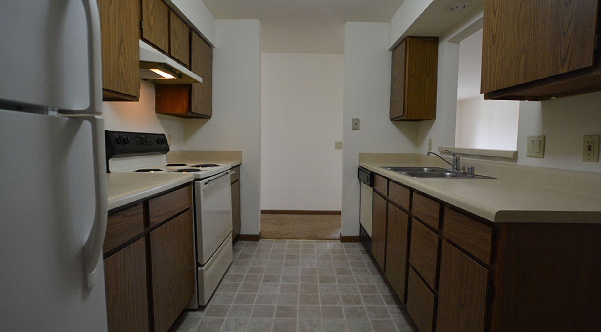 Madison Apartment: 1 Northridge Terrace