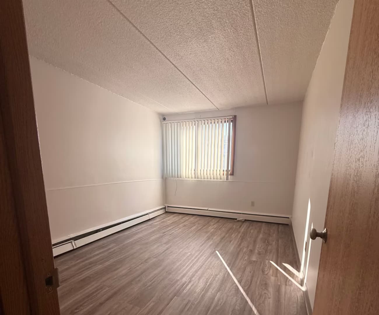Milwaukee Apartment: 3963 S 76th St Unit 3