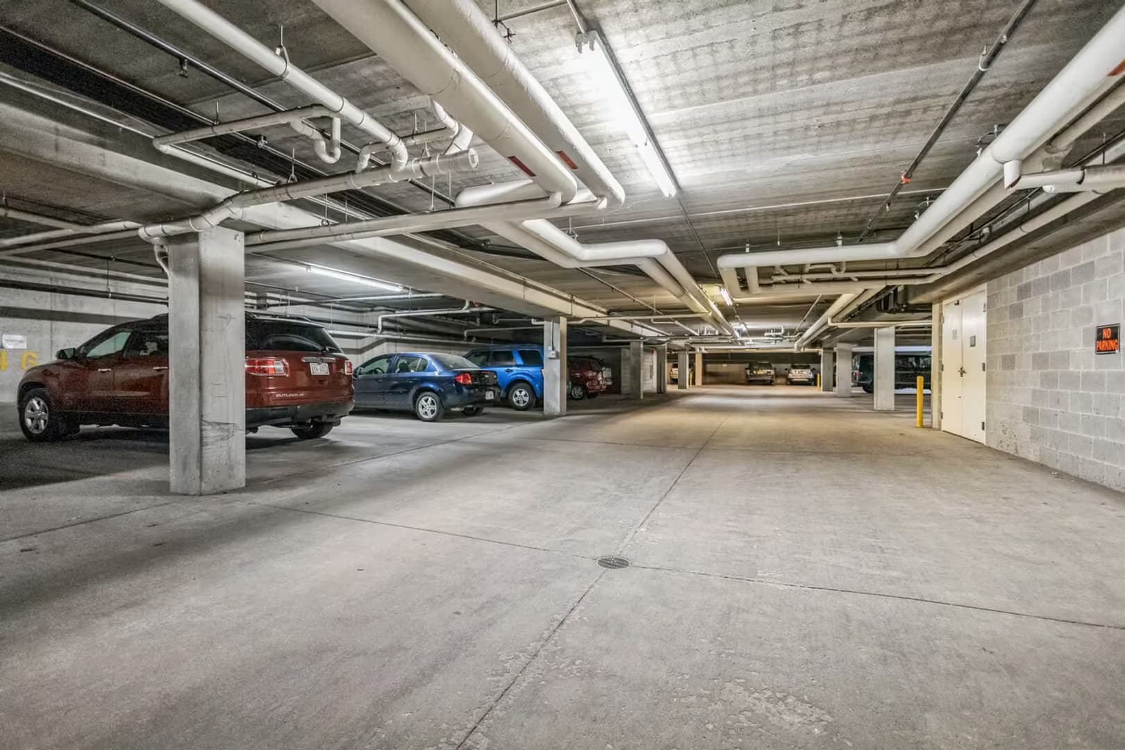 Kenosha Apartment: 716 51st Place