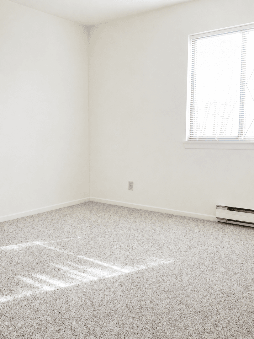 South Milwaukee Apartment: 3344 Marina Rd.