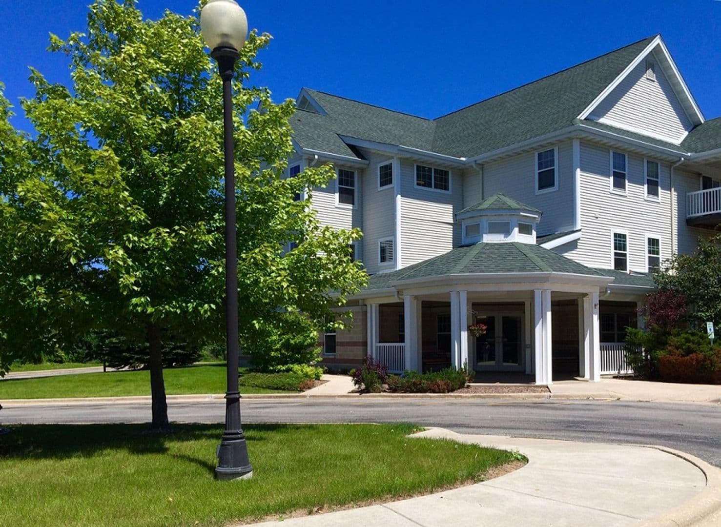 Greenfield Apartment: 4200 S. 35th St.