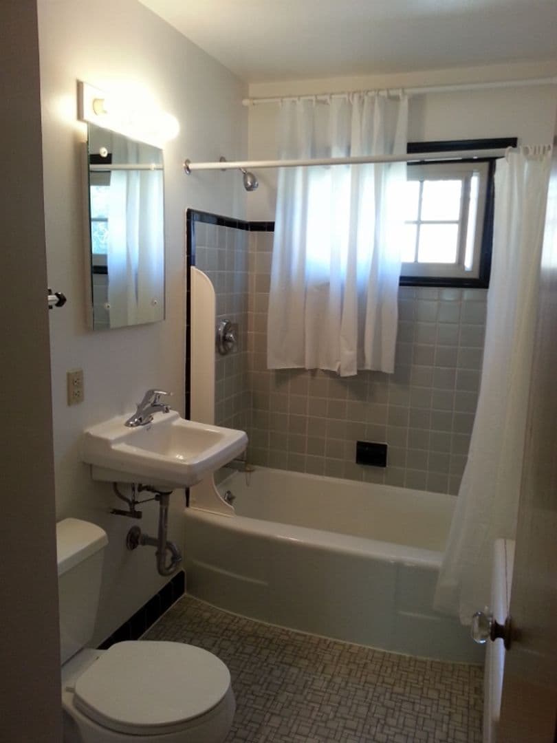 Wauwatosa Apartment: 7734-7928 W. North Ave