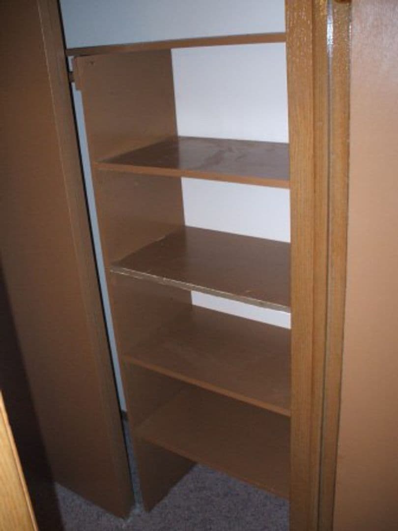 Oak Creek Apartment: 7926 S. Wildwood Drive #1